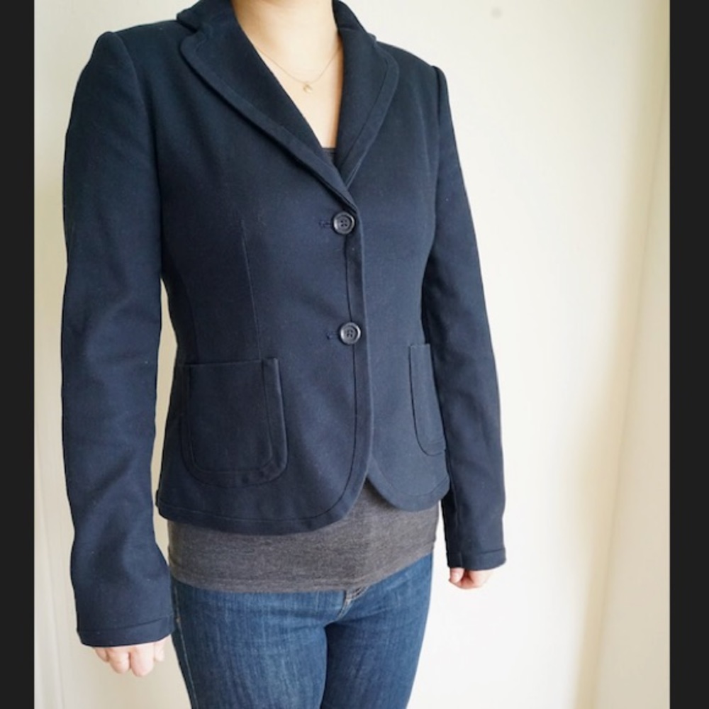 Banana Republic navy blazer with round collar